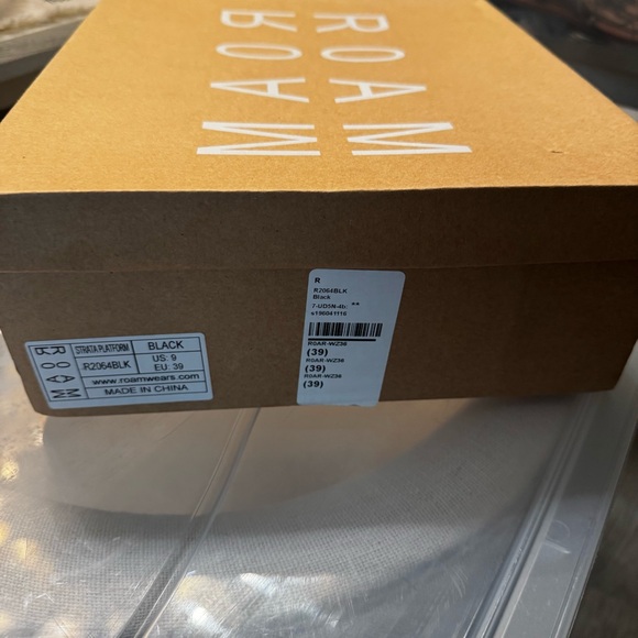 Roam STRATA PLATFORM SANDAL IN BLACK size 39 - Picture 5 of 5